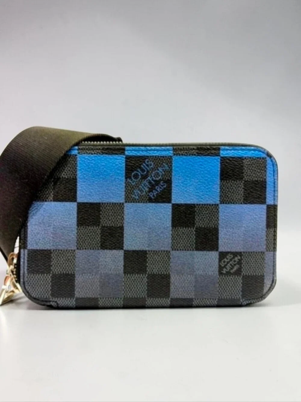 Louis Vuitton Alpha Wearable Wallet Giant Damier Cobalt Blue Indigo Leather